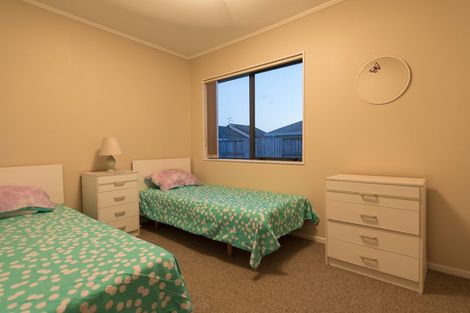 Photo of property in 313 Gravatt Road, Papamoa Beach, Papamoa, 3118