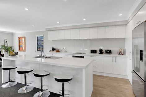 Photo of property in 39 Navy Loop, Rolleston, 7614