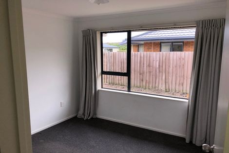 Photo of property in 21 Stedley Place, Heathcote Valley, Christchurch, 8022