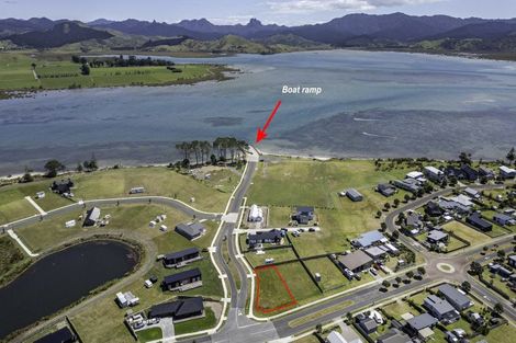 Photo of property in 174 Harbour Drive, Matarangi, Whitianga, 3592
