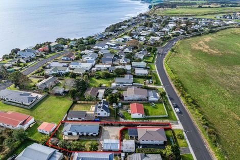 Photo of property in 13 Stevenson Road, Clarks Beach, 2122