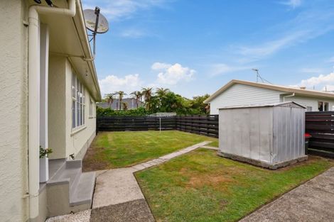 Photo of property in 42 Puriri Crescent, Hillcrest, Rotorua, 3015