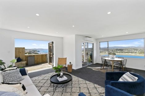 Photo of property in 59 Houghton Bay Road, Houghton Bay, Wellington, 6023