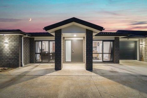 Photo of property in 8a Martin Road, Manurewa, Auckland, 2102