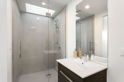 Photo of property in 5/10 Meadowville Avenue, Spreydon, Christchurch, 8024