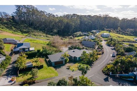Photo of property in 13 Alderton Drive, Kerikeri, 0230