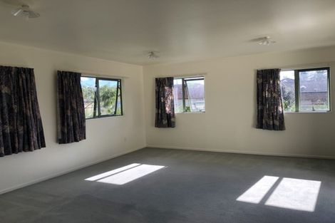 Photo of property in 25a Metcalfe Road, Ranui, Auckland, 0612