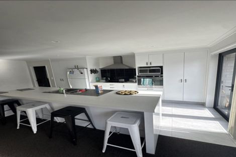 Photo of property in 56 Edgeview Crescent, Fitzroy, Hamilton, 3206