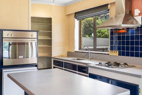 Photo of property in 60 Waikawa Road, Picton, 7220