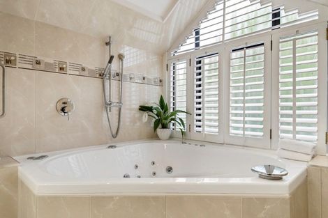 Photo of property in 297 Tamaki Drive, Kohimarama, Auckland, 1071