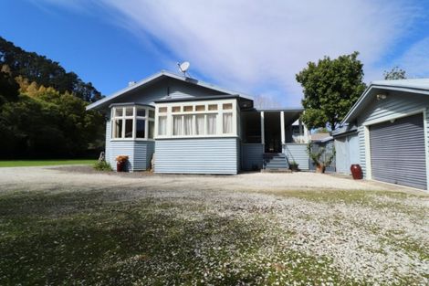 Photo of property in 743 Tararu Sh25 Road, Thames, 3500