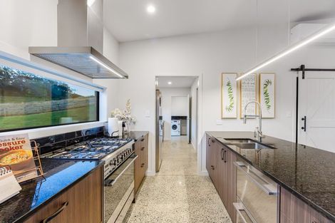 Photo of property in 312 Pukapuka Road, Pohuehue, Warkworth, 0983