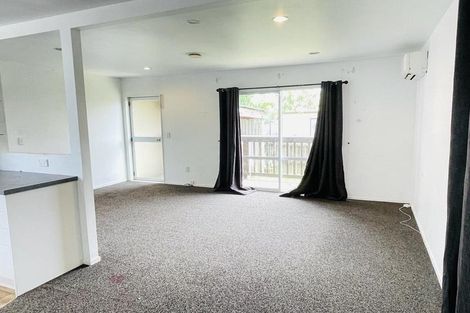 Photo of property in 7 Etherton Drive, Weymouth, Auckland, 2103