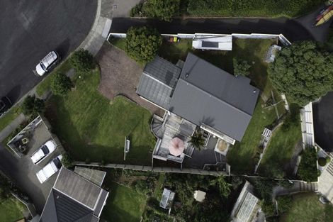 Photo of property in 10 Kaitake Place, Oakura, 4314