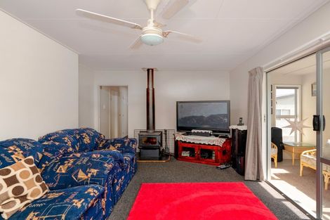 Photo of property in 45 Rangiuru Road, Otaki Beach, Otaki, 5512