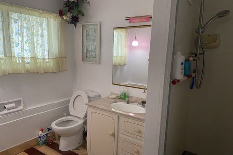 Photo of property in 56a Highland Park Drive, Highland Park, Auckland, 2010