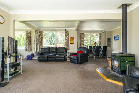 Photo of property in 1 Aker Road, Winchester, Temuka, 7986