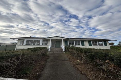 Photo of property in 1 Fairlight Place, Manurewa, Auckland, 2102