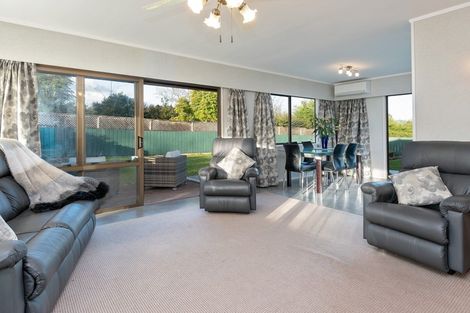 Photo of property in 72 Brookfield Road, Drury, 2577