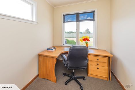 Photo of property in 17 Murch Place, Tawhero, Whanganui, 4500