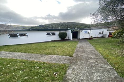 Photo of property in 3 Woodford Way, Crofton Downs, Wellington, 6035