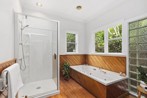 Photo of property in 14 Highbury Crescent, Highbury, Wellington, 6012