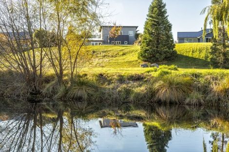 Photo of property in 8 Pisa Moorings Road, Mount Pisa, Cromwell, 9383