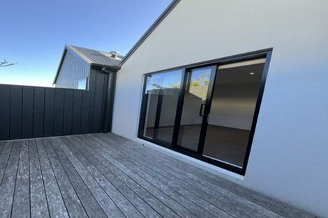 Photo of property in 17/6 Oswald Crescent, Paparangi, Wellington, 6037