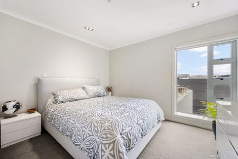 Photo of property in Bellagio Apartments, 6d/39 Taranaki Street, Te Aro, Wellington, 6011