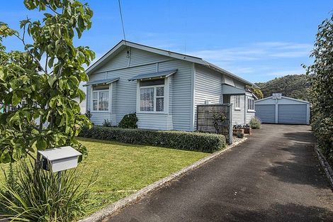 Photo of property in 15 Wallace Street, Regent, Whangarei, 0112