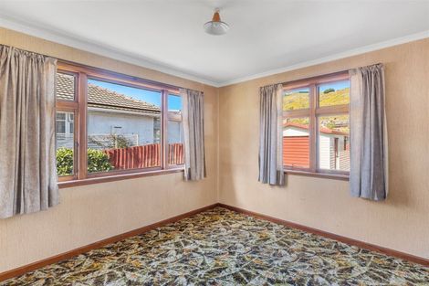 Photo of property in 19 Van Asch Street, Sumner, Christchurch, 8081