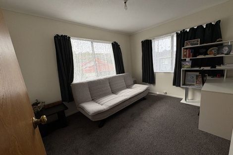 Photo of property in 6 Flinders Place, Johnsonville, Wellington, 6037