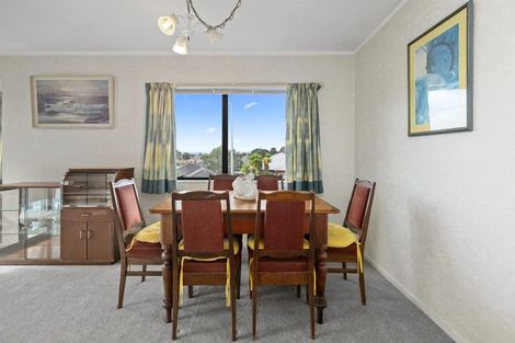 Photo of property in 69 Puriri Road, Pukekohe, 2120