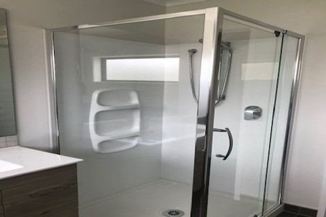 Photo of property in 11 Mapou Road, Hobsonville, Auckland, 0616