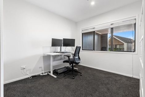 Photo of property in 86 Rangihina Road, Hobsonville, Auckland, 0616