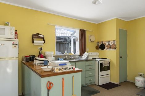 Photo of property in 8 Mardi Place, Mount Maunganui, 3116