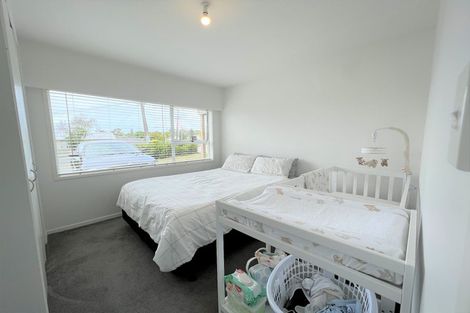 Photo of property in 1/71 Carlisle Road, Torbay, Auckland, 0632