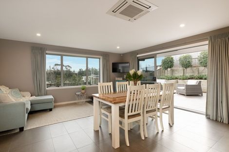 Photo of property in 8 Penetaka Heights, Pyes Pa, Tauranga, 3112