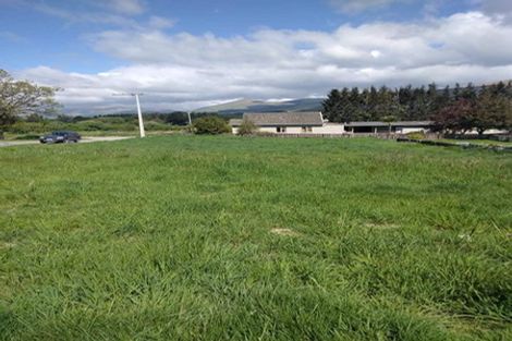 Photo of property in 45 Main Road, Clinton, 9534