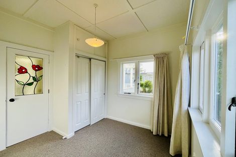 Photo of property in 60 Aroha Avenue, Sandringham, Auckland, 1025