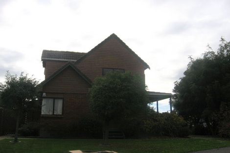 Photo of property in 2 Emmerdale Mews, Highbury, Palmerston North, 4412