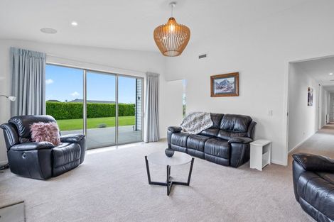 Photo of property in 11 Majestic Chance, Seaward Bush, Invercargill, 9812