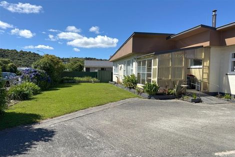 Photo of property in 12 Franklin Street, Greymouth, 7805