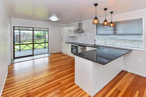 Photo of property in 50 Aarts Avenue, Manurewa, Auckland, 2102