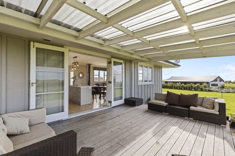Photo of property in 90 Hoani Road, Okato, New Plymouth, 4381