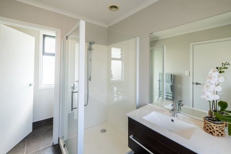 Photo of property in 16 Durham Heights, Flagstaff, Hamilton, 3210