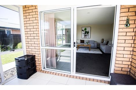 Photo of property in 2/18a Thistledown Place, Woolston, Christchurch, 8062
