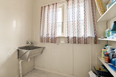 Photo of property in 16 Derwent Street, Helensburgh, Dunedin, 9010