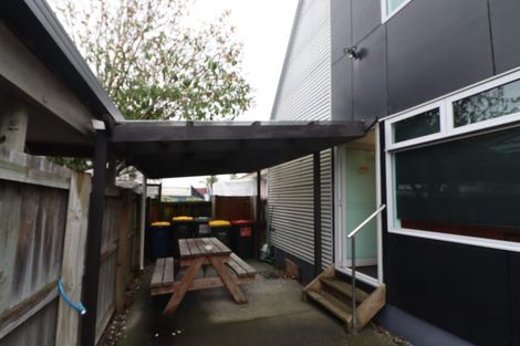 Photo of property in 1/108 Lincoln Road, Henderson, Auckland, 0610