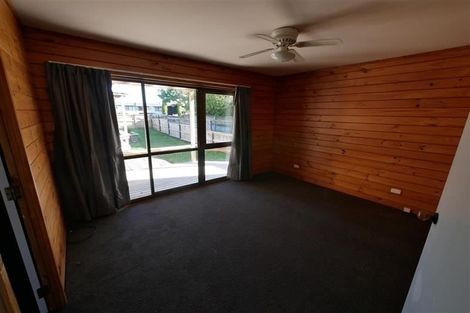 Photo of property in 91 St Annes Crescent, Wattle Downs, Auckland, 2103